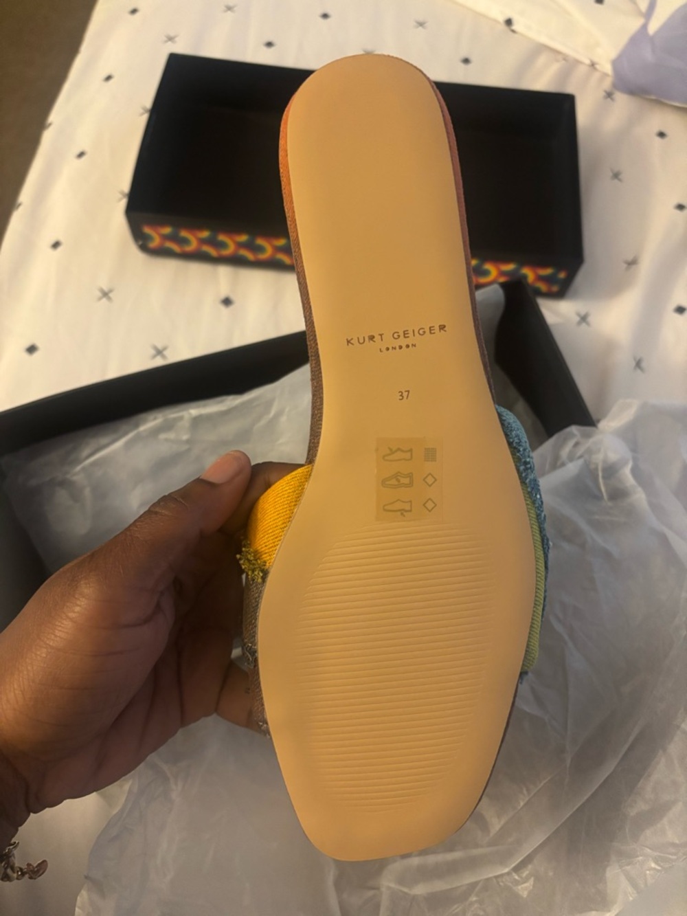 Kurt Geiger Kensington Sandal - Picture 2 of 5